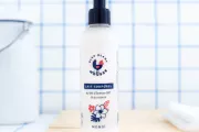 Bleu blanc mousse lait corps au lait d'anesse et monoi